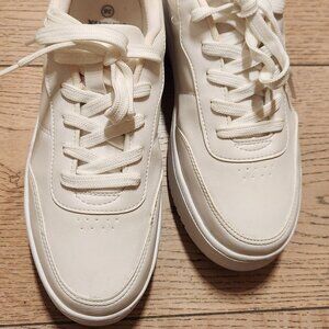 Kinetix White Sneakers - Size 36